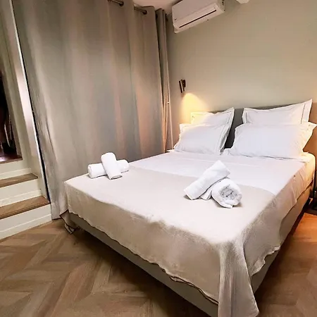 Апартаменти 3 Pieces Plein Vieil Антіб