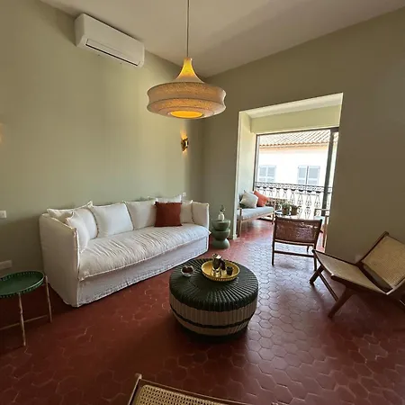 3 Pieces Plein Vieil Апартаменти Антіб