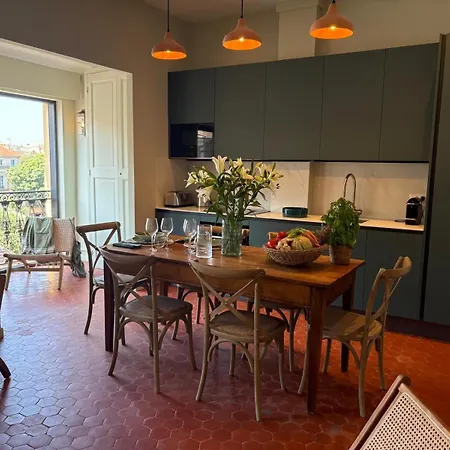 3 Pieces Plein Vieil Апартаменти