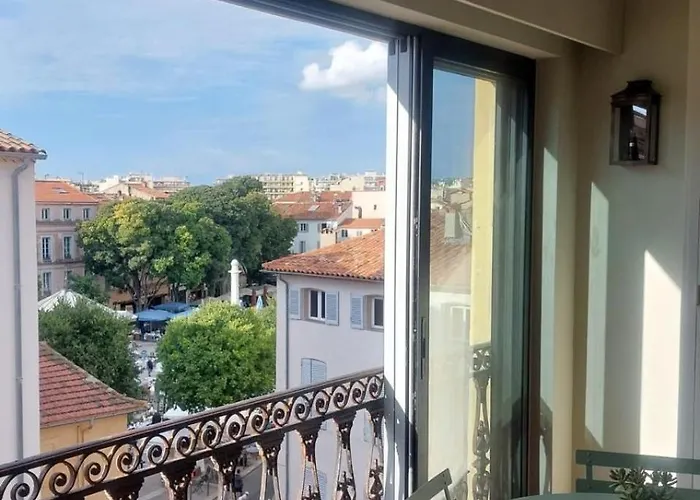 Apartment 3 Pieces Plein Vieil Antibes